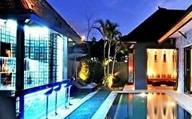 Villa Samudra Raya